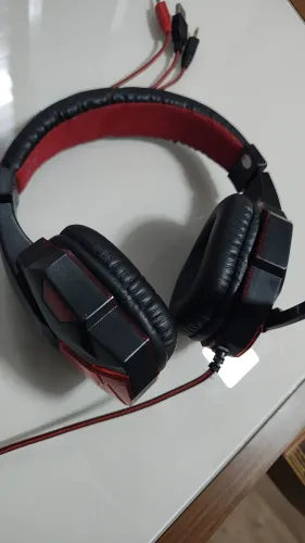 Headset Gamer Knup Preto/Vermelho c/ LED e Microfone - Impecável
