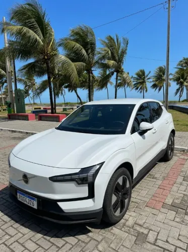 Volvo EX30 E40 Core (elétrico) 2024