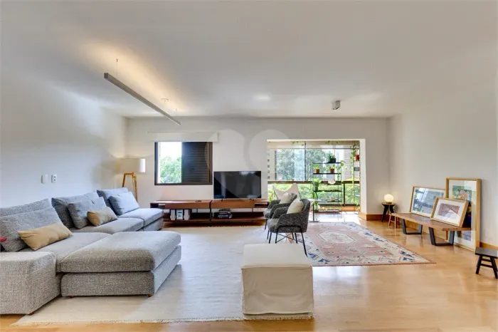 Campo Belo, apto 110 m², 2 vagas!