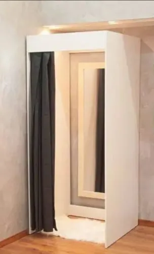PROVADOR DE ROUPA PARA LOJA