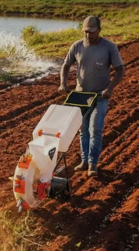 Plantadeira adubadeira manual