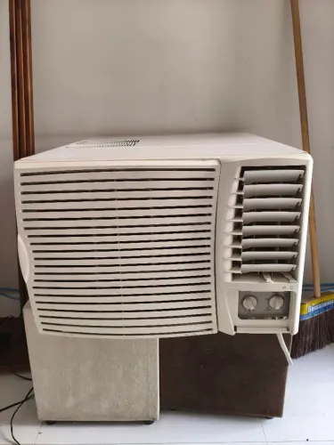 Ar-condicionado Springer 12.000 BTUs