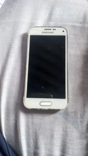 Celular Samsung m9delo g800h/bs sem bateria