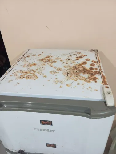 Geladeira com defeito