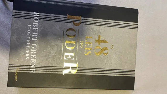 Livro As 48 Leis do Poder - Robert Greene - Capa Dura (Ed. Rocco)