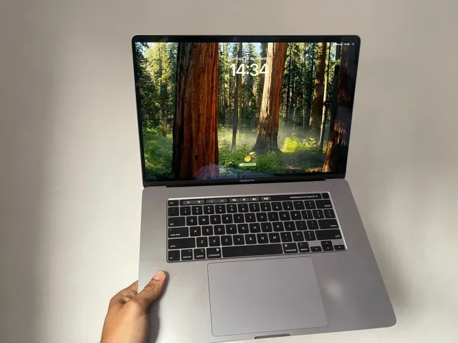 MacBook Pro 2019