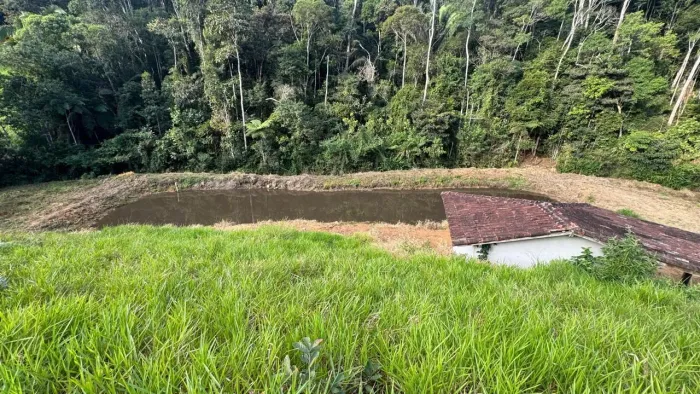 Sítio à vem em Costa Pereira Marechal Floriano ES. Com 80.000m²<br>