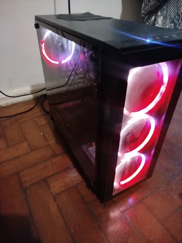 Gabinete Gamer Sharkoon TG4 com 4 fans e controladora 