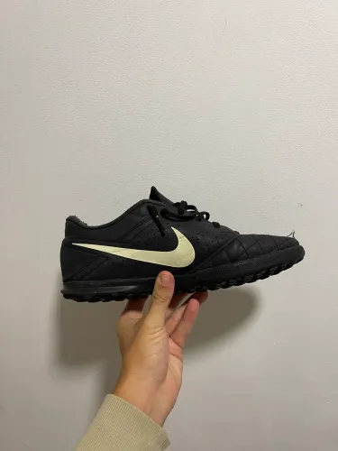 Chuteira Nike Society Original Nº 40 - Boa para Treino - Barata