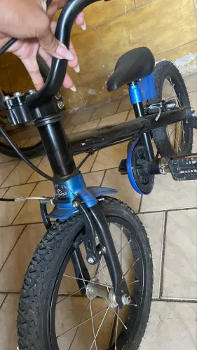Bicicleta infantil criança de 3/4 anos