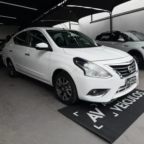 Nissan Versa Unique 1.6 16V Flexstart 4P Aut. 2017