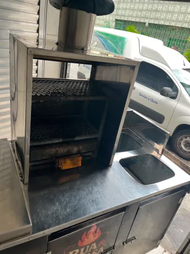 Carrinho de churrasco