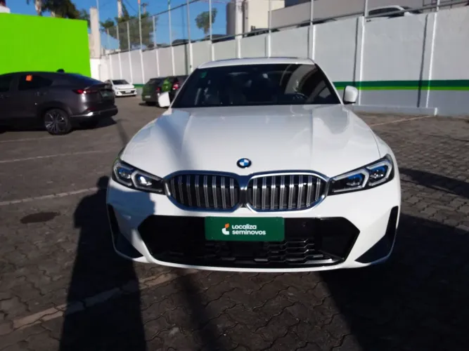 BMW 320I 320i 2024