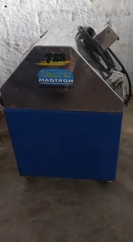 Máquina de fazer caldo de cana