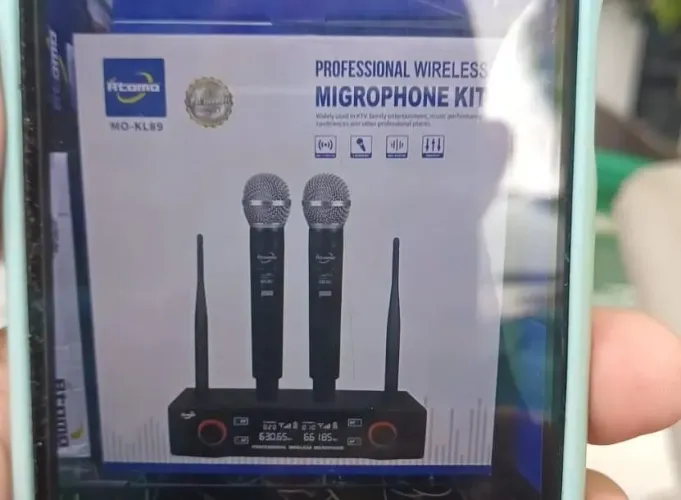 Microfone Duplo sem Fio Atomo com Receptor