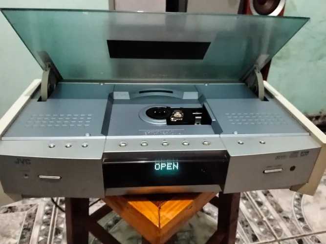 Jvc DVD player home theater funcionando somente central