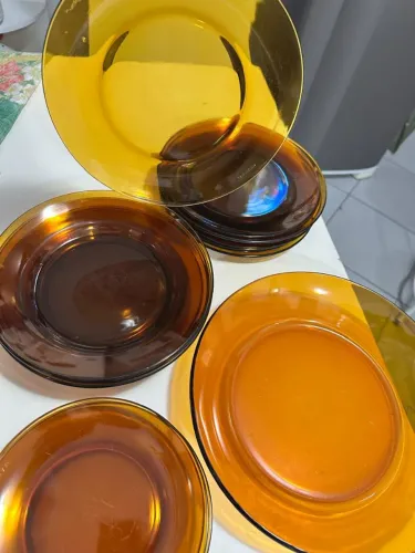 Pratos e travessa
