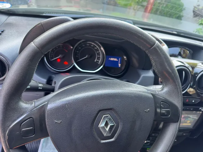 Renault Duster Oroch Dyna. 2.0 Hi-flex 16V Mec. 2016