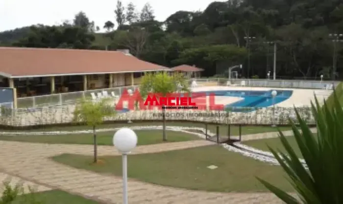 Sobrado Como Início de Construção terreno : 2200m2 - Reserva São Francisco - Jambeiro