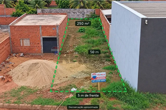 TERRENO 250 M² | BAIRRO JARDIM GUAPORÉ | 80 MIL