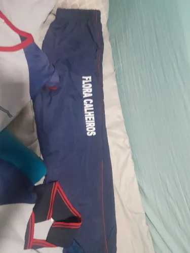 Uniforme escolar - Flora Calheiros