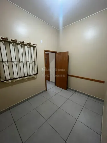 Venda / Locação Sobrado e Salão Comercial