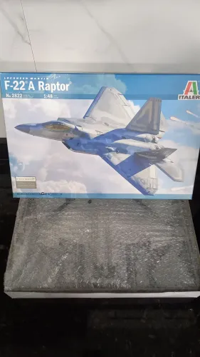 Kit plastimodelismo F 22 A Raptor