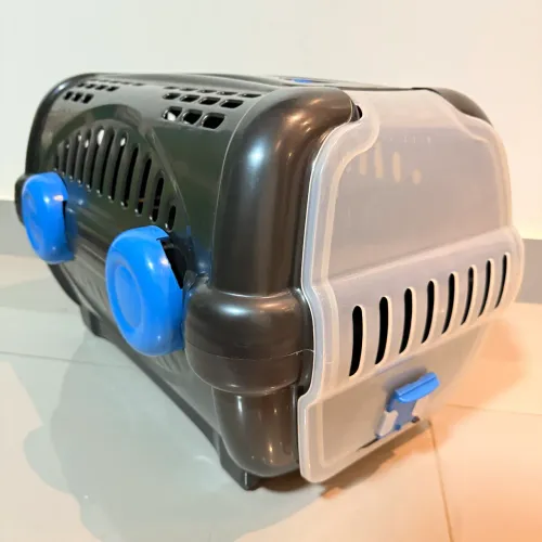 Caixa de Transporte para Cães e Gatos Furacão Pet Luxo Nº 2