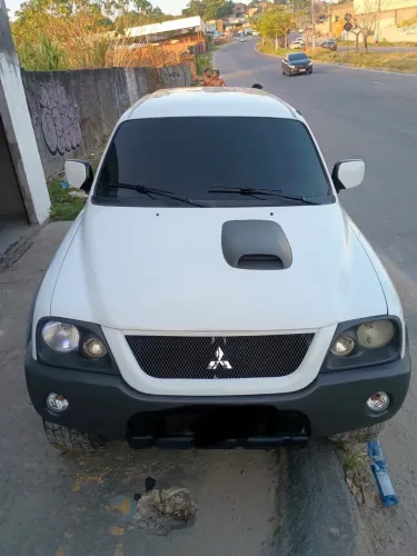 Mitsubishi L200 Sport HPE 2.5 4X4 CD DTI Dies. Mec. 2004