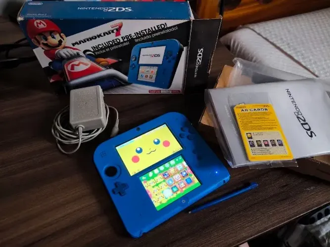 Nintendo 2DS Ed. Mario Kart - CBI e Carregador Original