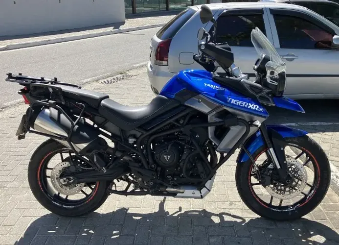 Triumph Tiger 800 XRX