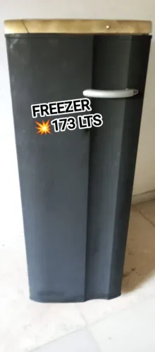 ENTREGO, frizzer vertical Eletrolux 243 litros 