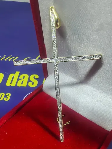 Pingente Diamantes Ouro Amarelo e Ouro Branco 18 Kilates Peso 4.20 Gramas 70 mm 