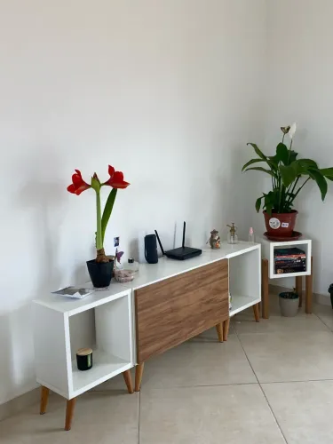 Rack Modular de Madeira | Módulos Versáteis + Pés Reforçados