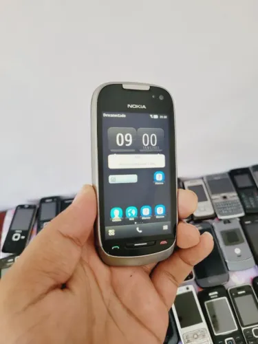  Nokia 701 Celular Antigo Relíquia - Funcionando - Item de Colecionador