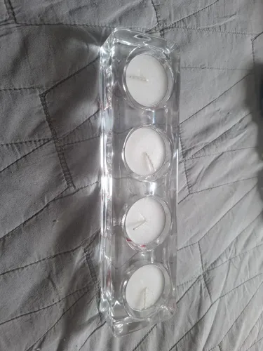 Suporte de velas em vidro.