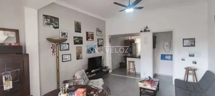 Apartamento : / Residencial / Santa Teresa