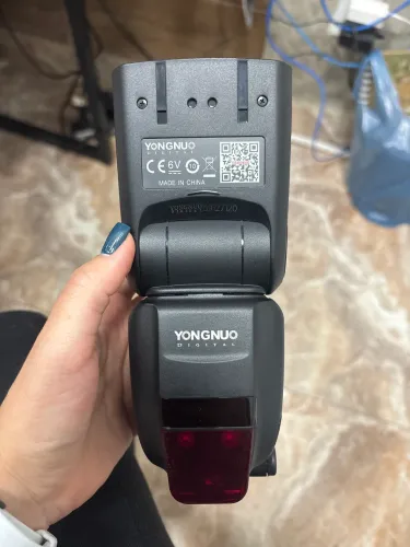 FLASH YONGNUO