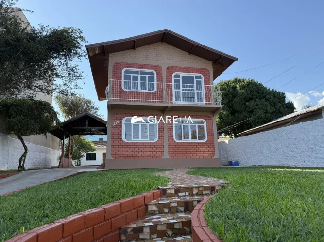 Sobrado amplo disponível para locação no JARDIM PORTO ALEGRE, TOLEDO - PR