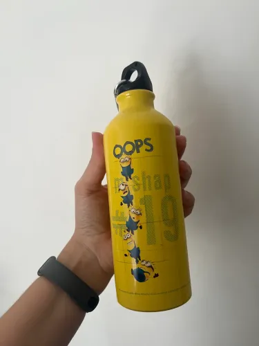 Garrafa Squeeze Minions