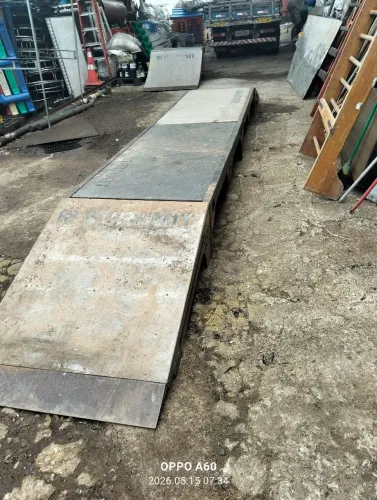 Vendo pista de skate completa