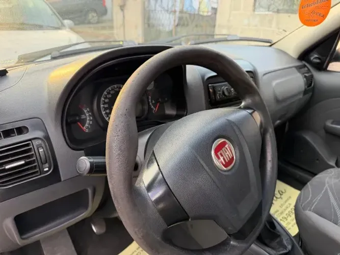 Fiat Siena EL 1.0 MPI Fire Flex 8V 4P 2013