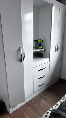 Guarda roupa