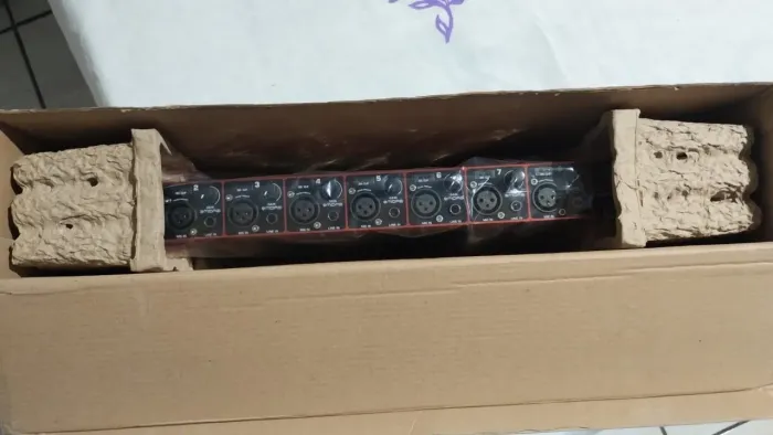 Behringer ADA8200