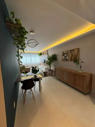Excelente apartamento reformado no Bessa para Venda