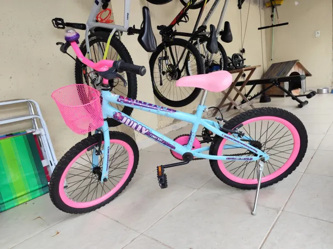 Bicicleta Collie Jully aro 20, cor azul champanhe, semi nova. $300,00