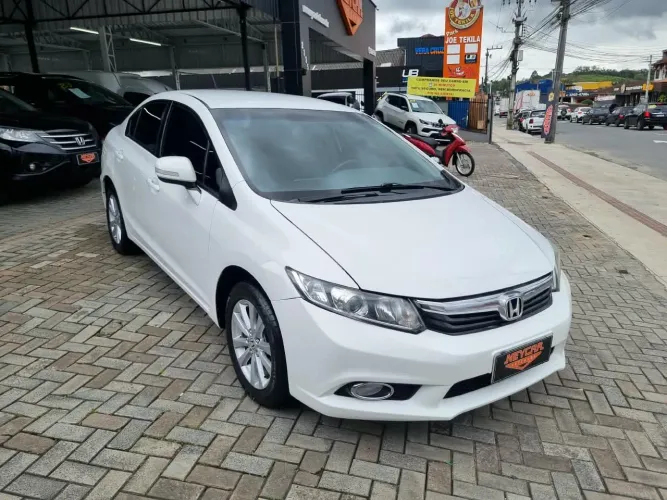 Honda Civic Sedan LXR 2.0 Flexone 16V Aut. 4P 2014