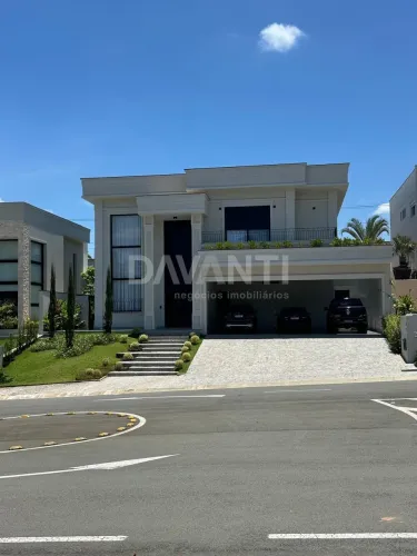 Casa para venda e locação no Condomínio Mont Blanc em Campinas na Davanti Imóveis.