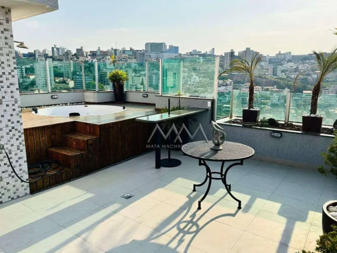 Cobertura à venda no Buritis | 245 m² e 3 quartos.