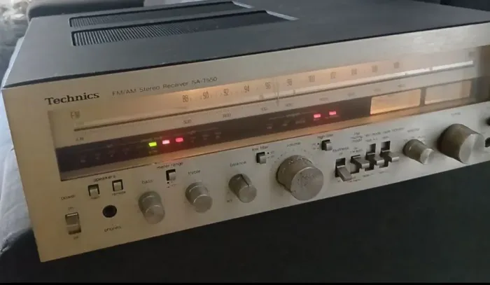 Receiver technics Sa T550